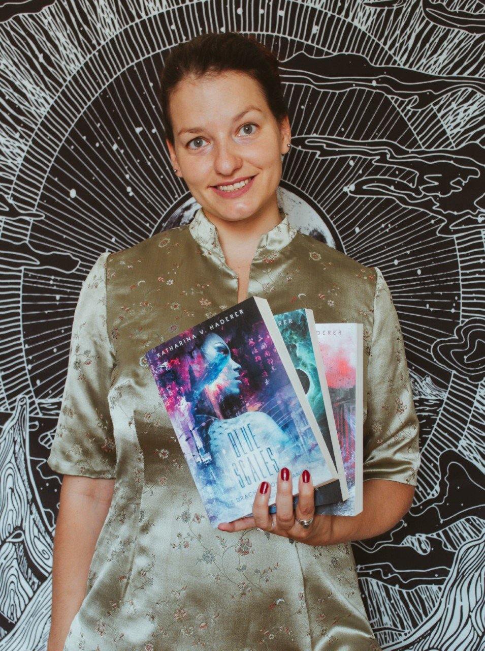 DAS MÄDCHEN MIT DEN DRACHENSCHUPPEN - Drachenmond Verlag
