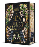 In der Mitte des schwarzen Covers stehen in großen goldenen Buchstaben der Titel des Buches und der Name der Autorin. Darum herum verzieren Blumengebilde in Grün, Gold und Beige das Bild. Im oberen Bereich hängen vier Windlichter in den Blumen. Im unteren Bildbereich sitzen zwei schwarze Wölfe. Der Buchschnitt ist Sandfarben mit den Blumengebilden des Covers und einem schwarzen Wolf.