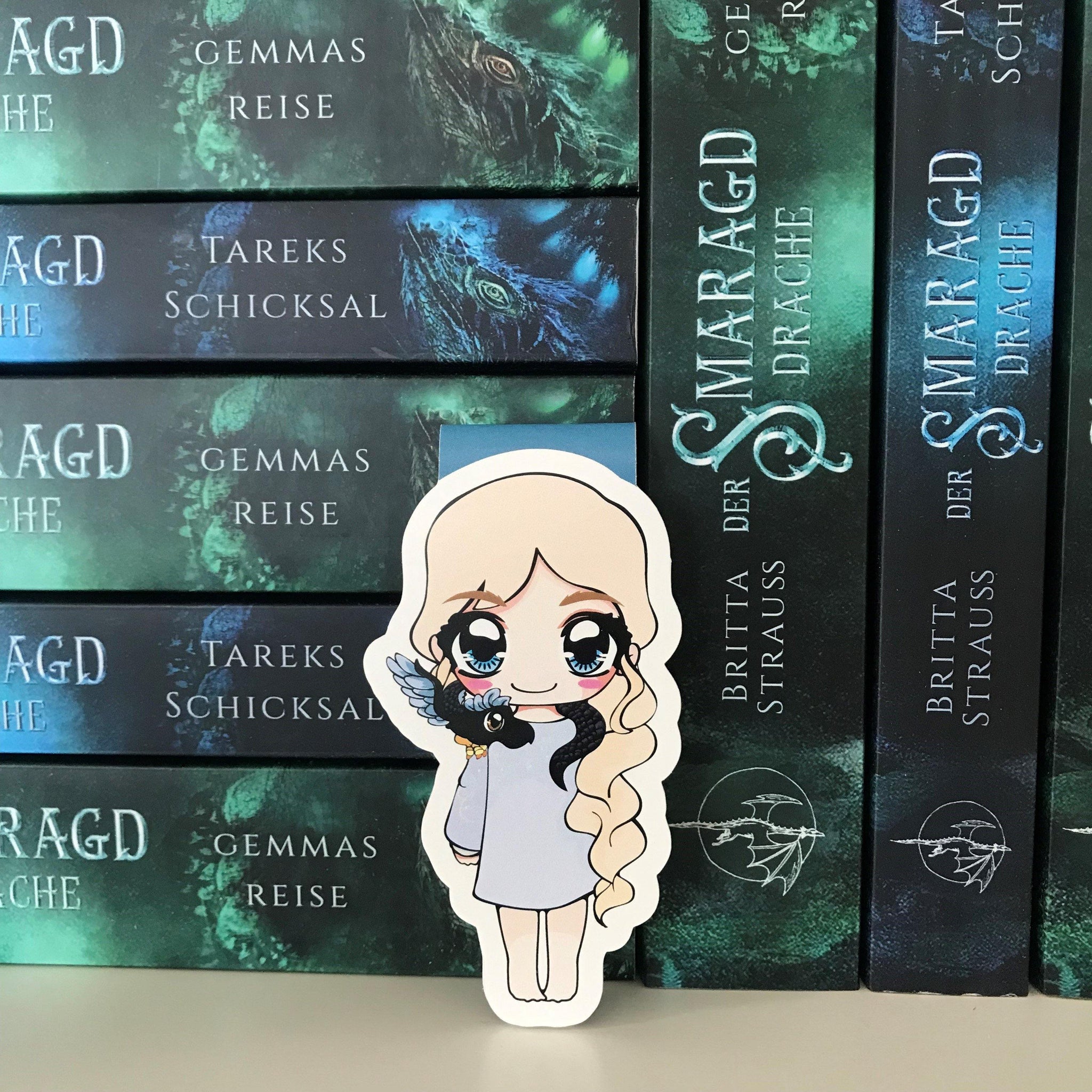 Das Magnetlesezeichen zeigt die Protagonistin des Buches 