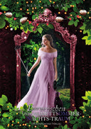 Das Cover zeigt eine Frau in einem rosafarbenen Kleid. Sie steht mit dem Rücken zu einem großen Spiegel, in dem eine Waldlandschaft zu sehen ist. In ihrer linken Hand hält sie eine schwarze Maske, in ihrer anderen Hand einen Selfiestick mit  Handy. Vor ihr sitzt eine Katze. Eingerahmt wird alles von Ästen mit grünen Blättern;  im oberen Bereich hängt eine Girlande mit roten Wimpeln und Mettigeln.